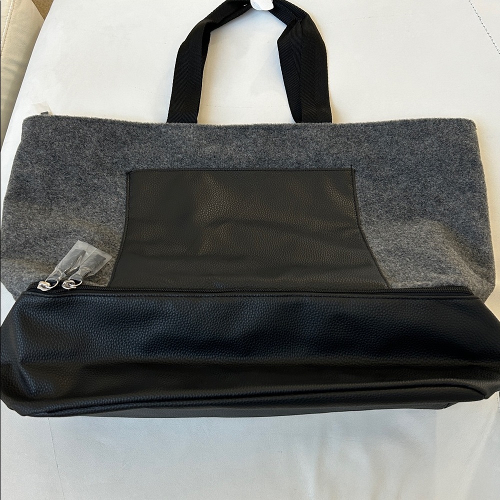 DSW Gray Felt Zippered Bottom Compartment Bag with faux leather front pocket